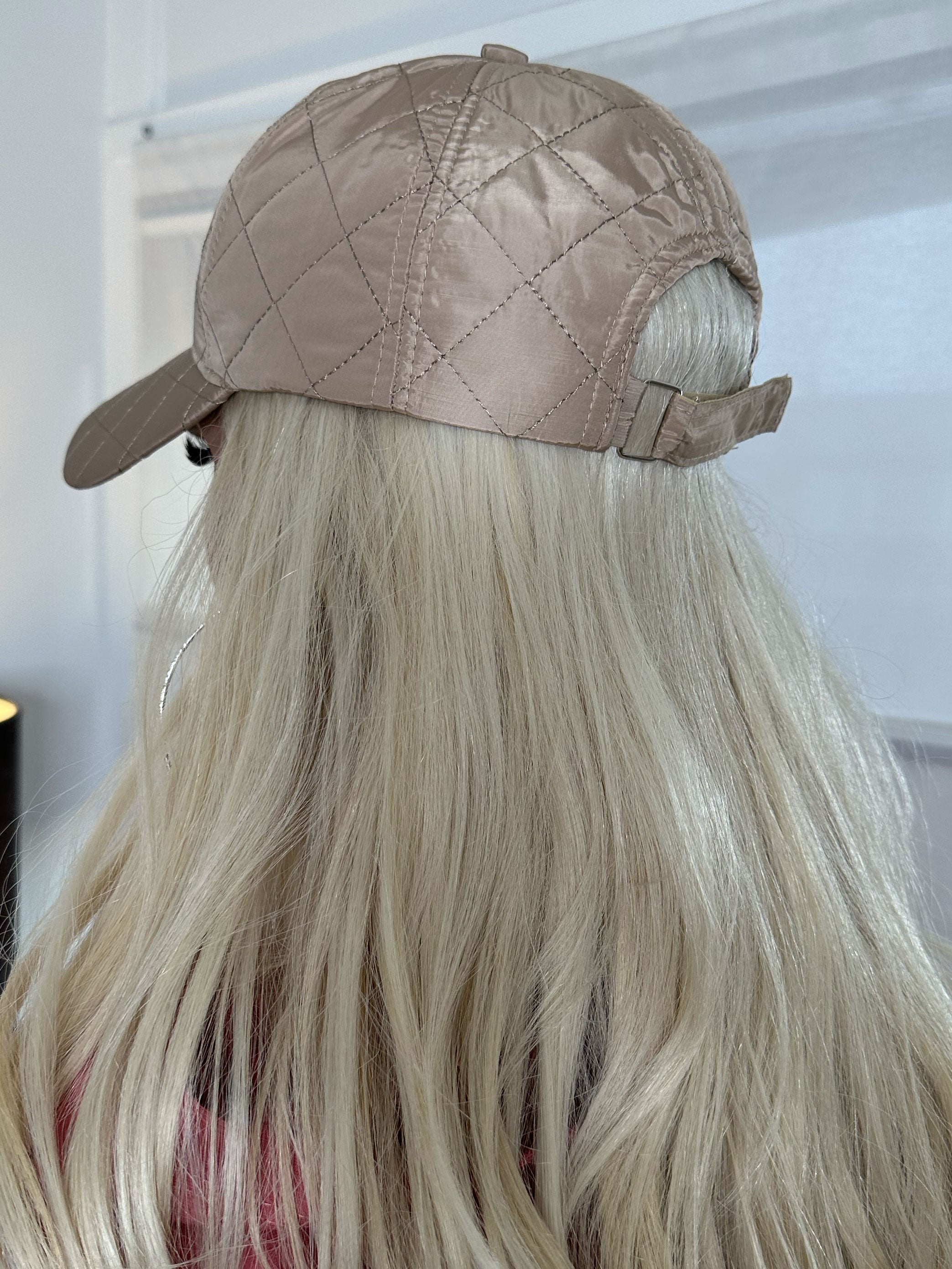 Fina - kasket med syninger